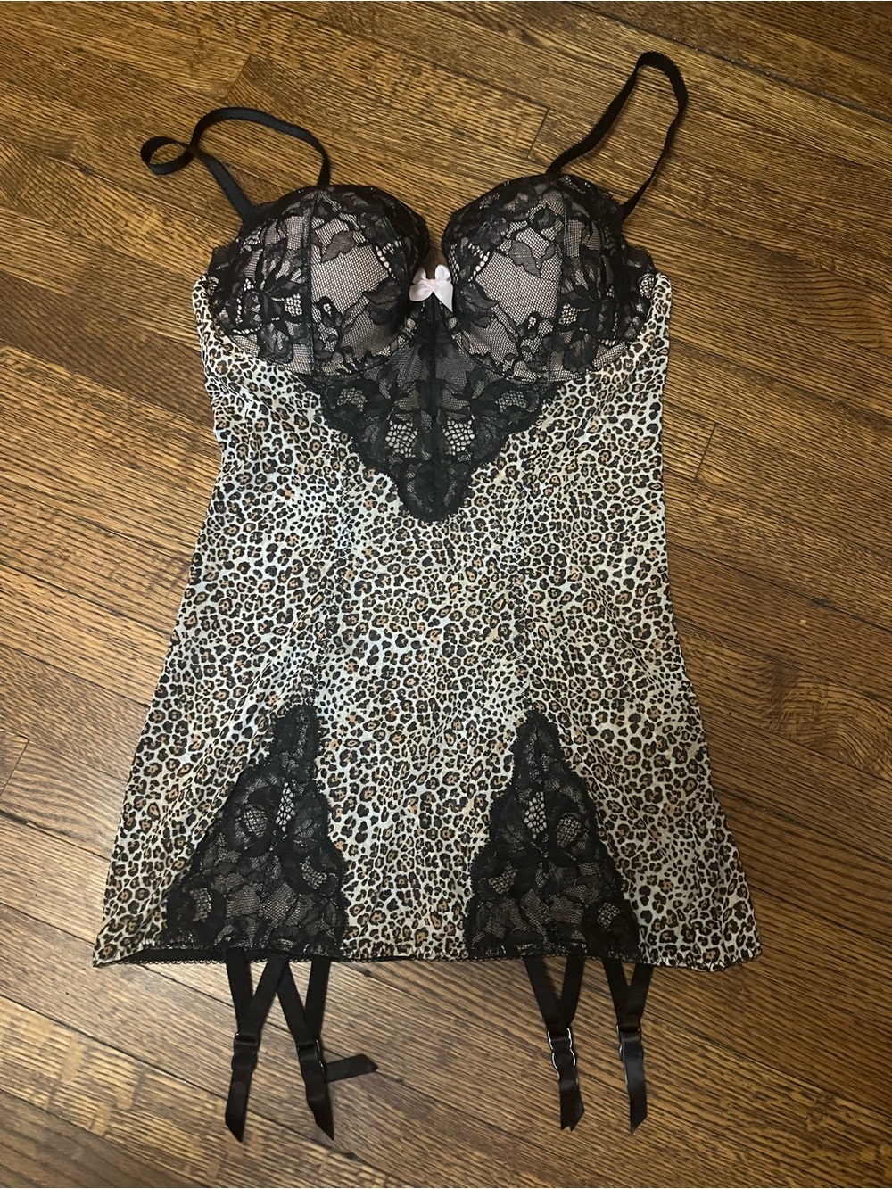 Victoria’s Secret Leopard Lace Garter Chemise with Black Lace Accents